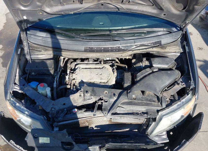 Photo 10 of 2014 Honda Odyssey EX-L (VIN 5FNRL5H60EB004837)