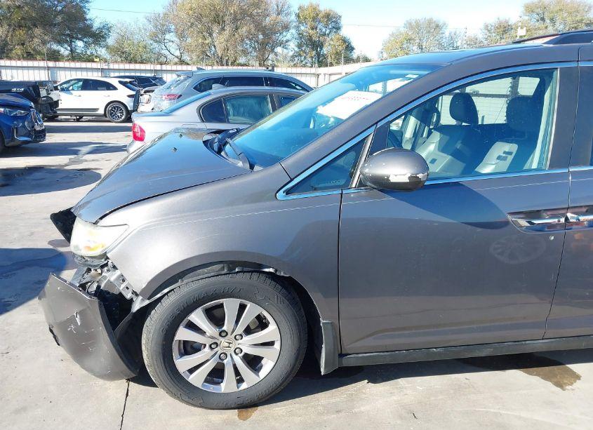 Photo 18 of 2014 Honda Odyssey EX-L (VIN 5FNRL5H60EB004837)