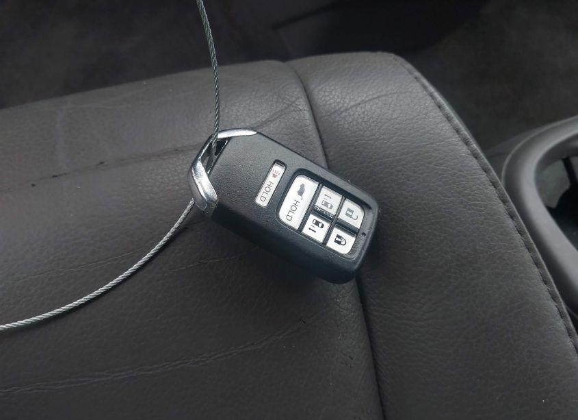 Photo 11 of 2014 Honda Odyssey EX-L (VIN 5FNRL5H60EB024165)
