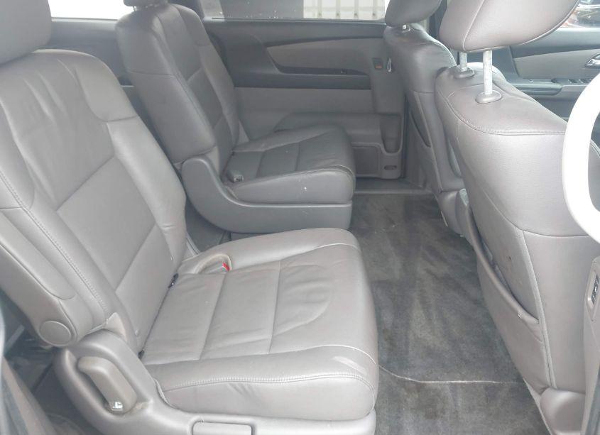 Photo 8 of 2014 Honda Odyssey EX-L (VIN 5FNRL5H60EB024165)