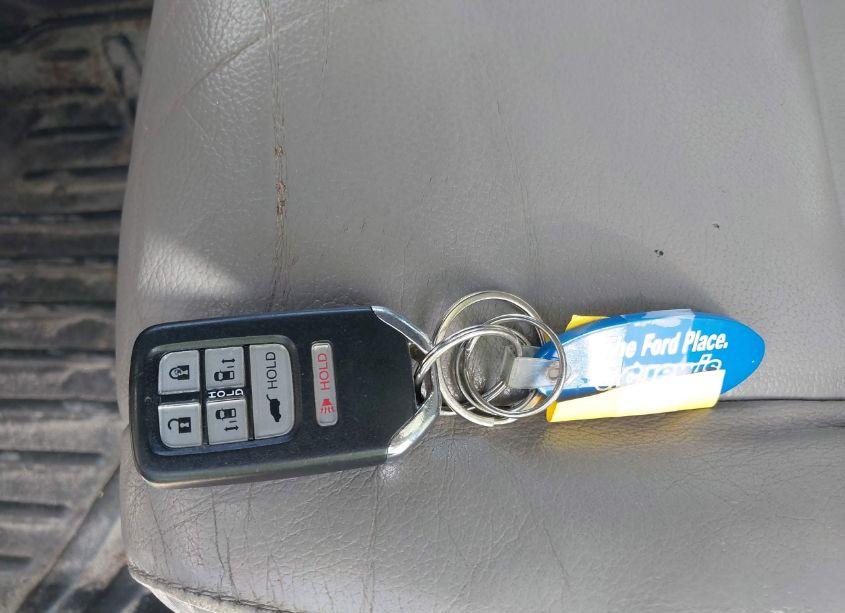 Photo 11 of 2014 Honda Odyssey EX-L (VIN 5FNRL5H60EB038227)
