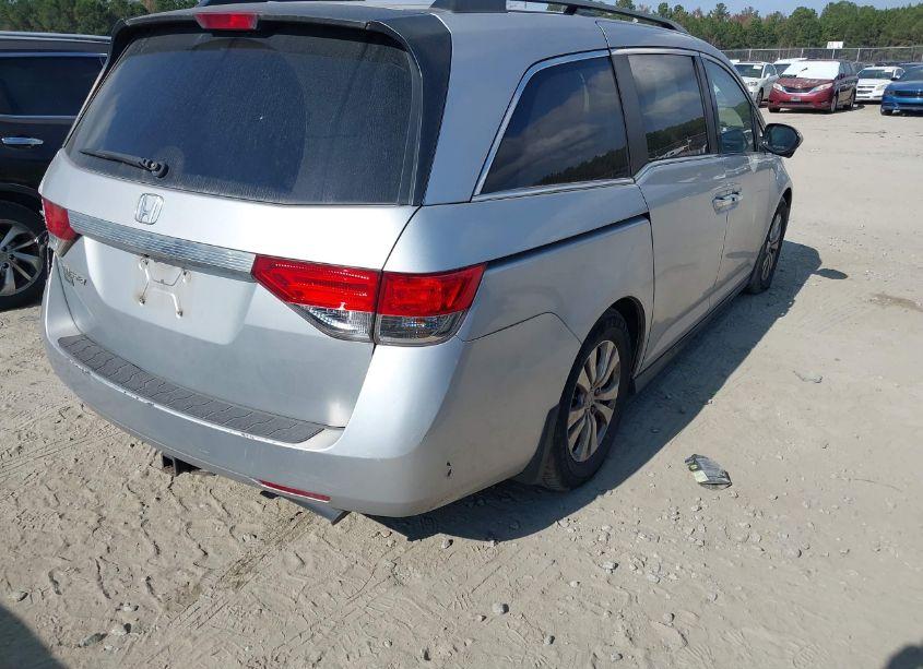 Photo 4 of 2014 Honda Odyssey EX-L (VIN 5FNRL5H60EB038227)