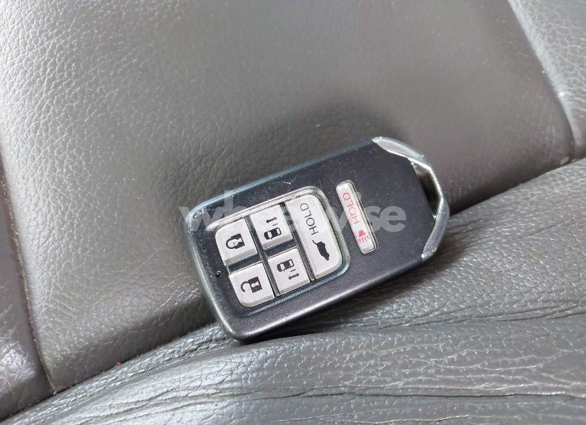 Photo 11 of 2014 Honda Odyssey EX-L (VIN 5FNRL5H60EB057294)