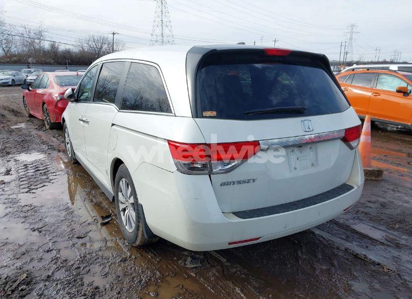 Photo 3 of 2014 Honda Odyssey EX-L (VIN 5FNRL5H60EB057294)
