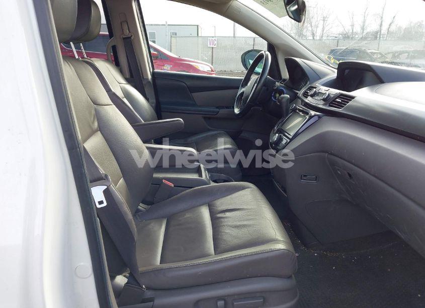 Photo 5 of 2014 Honda Odyssey EX-L (VIN 5FNRL5H60EB057294)