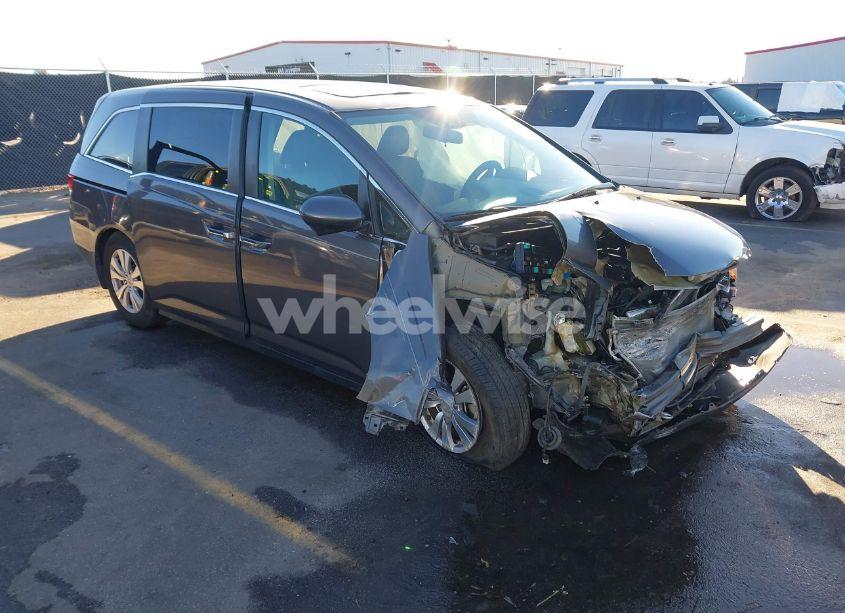 2015 Honda Odyssey EX-L (VIN 5FNRL5H60FB010526) main photo