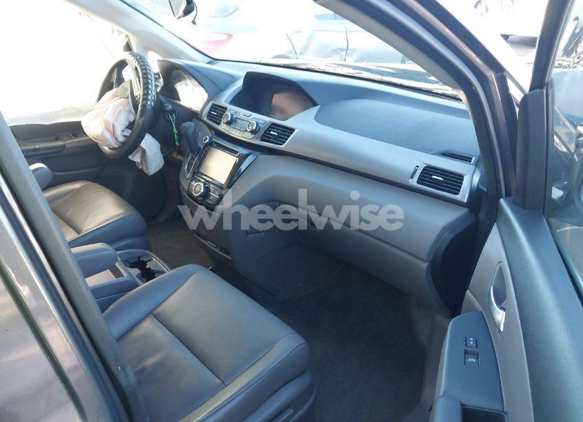 Photo 5 of 2015 Honda Odyssey EX-L (VIN 5FNRL5H60FB010526)