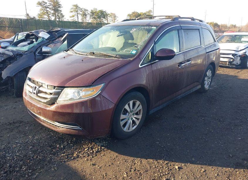 Photo 2 of 2015 Honda Odyssey EX-L (VIN 5FNRL5H60FB016326)