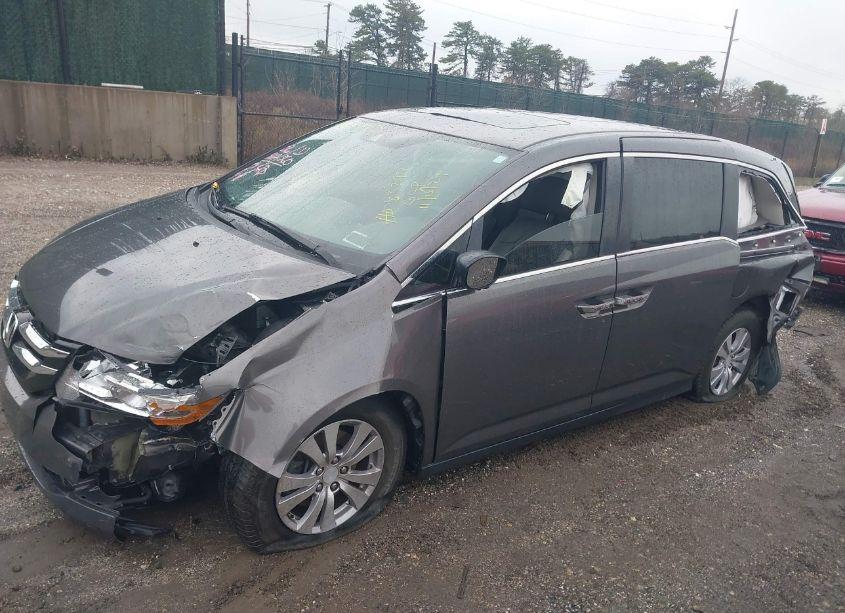 Photo 14 of 2015 Honda Odyssey EX-L (VIN 5FNRL5H60FB052940)