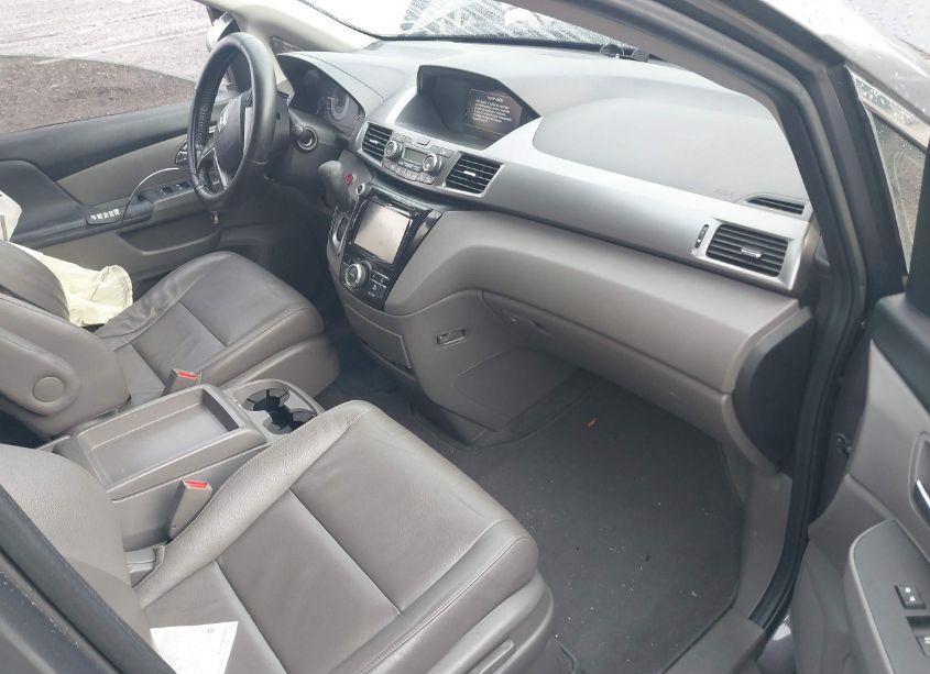 Photo 5 of 2015 Honda Odyssey EX-L (VIN 5FNRL5H60FB052940)