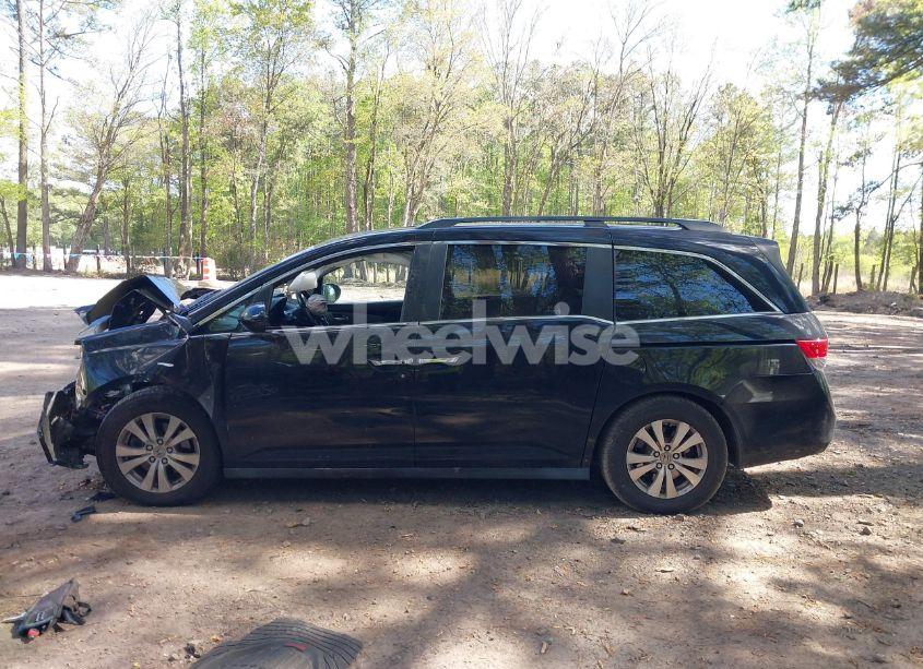 Photo 14 of 2015 Honda Odyssey EX-L (VIN 5FNRL5H60FB069785)