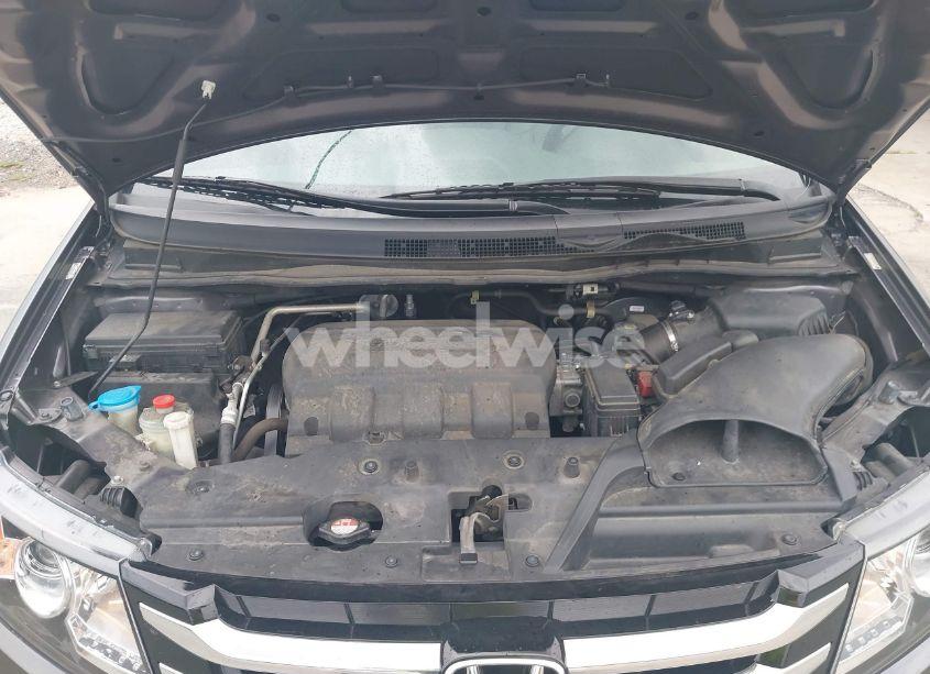 Photo 10 of 2015 Honda Odyssey EX-L (VIN 5FNRL5H60FB104647)