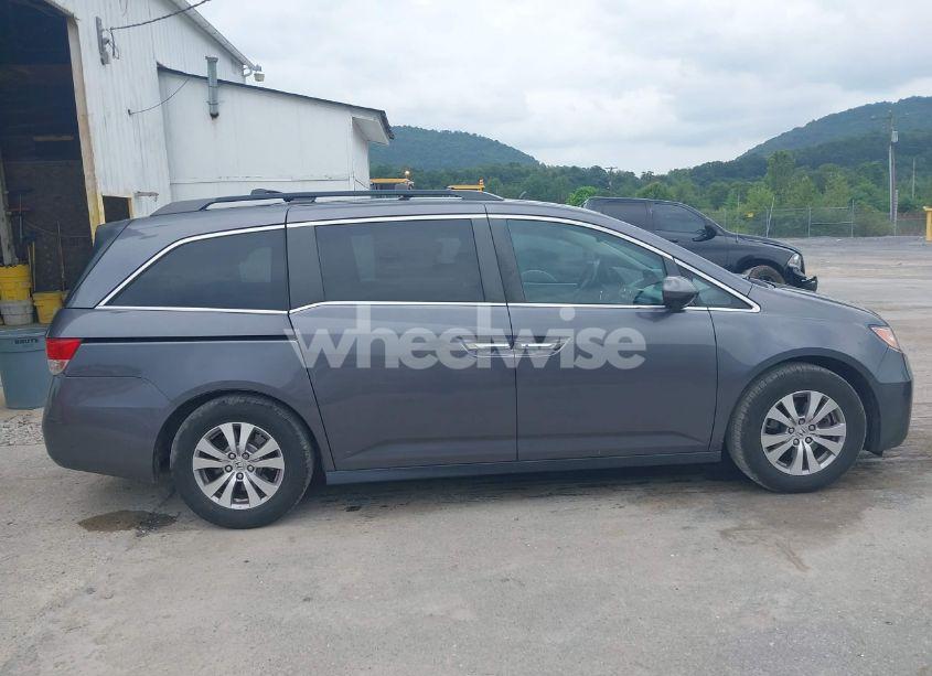 Photo 13 of 2015 Honda Odyssey EX-L (VIN 5FNRL5H60FB104647)