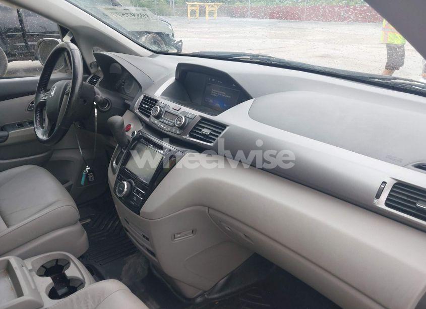 Photo 17 of 2015 Honda Odyssey EX-L (VIN 5FNRL5H60FB104647)