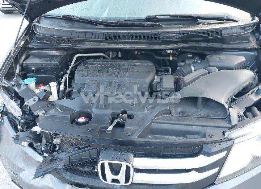 Photo 10 of 2016 Honda Odyssey EX-L (VIN 5FNRL5H60GB080528)