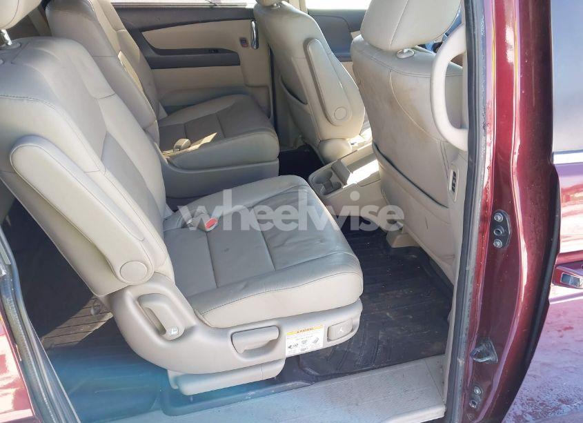 Photo 8 of 2016 Honda Odyssey EX-L (VIN 5FNRL5H60GB086135)