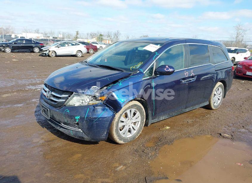 Photo 2 of 2017 Honda Odyssey EX-L (VIN 5FNRL5H60HB024252)