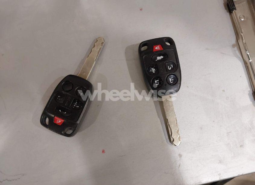 Photo 11 of 2011 Honda Odyssey EX-L (VIN 5FNRL5H61BB041584)