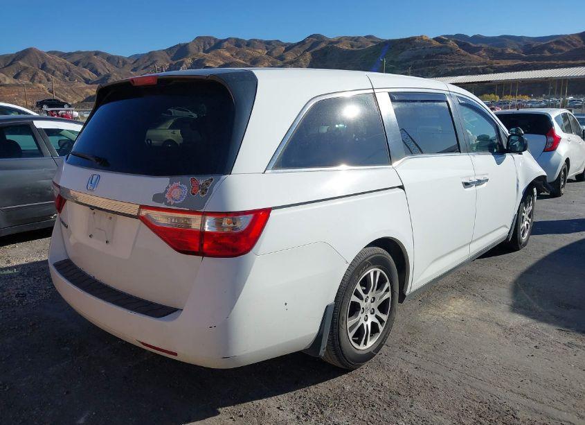 Photo 4 of 2011 Honda Odyssey EX-L (VIN 5FNRL5H61BB041746)