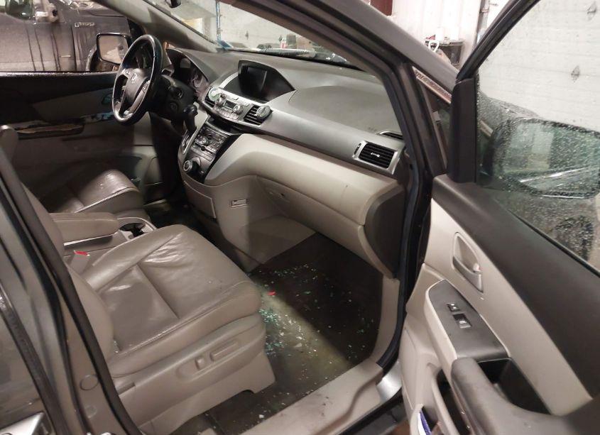 Photo 5 of 2011 Honda Odyssey EX-L (VIN 5FNRL5H61BB057980)