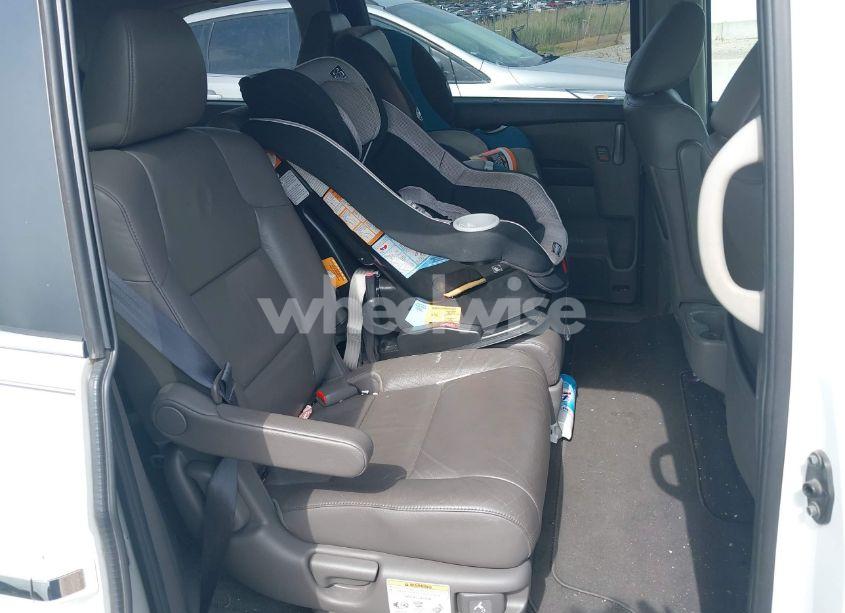 Photo 8 of 2011 Honda Odyssey EX-L (VIN 5FNRL5H61BB081079)