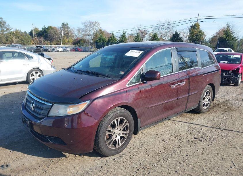 Photo 2 of 2011 Honda Odyssey EX-L (VIN 5FNRL5H61BB101153)