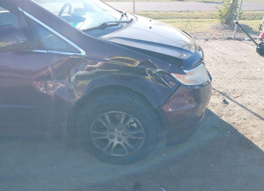 Photo 6 of 2011 Honda Odyssey EX-L (VIN 5FNRL5H61BB101153)