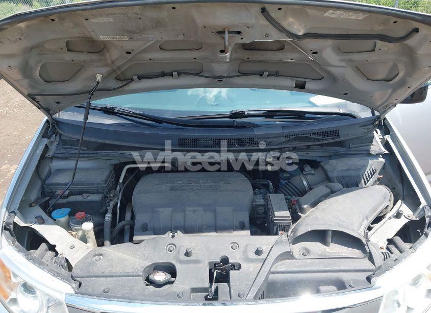 Photo 10 of 2011 Honda Odyssey EX-L (VIN 5FNRL5H61BB103484)