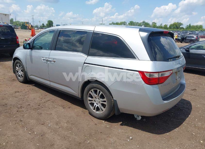 Photo 3 of 2011 Honda Odyssey EX-L (VIN 5FNRL5H61BB103484)