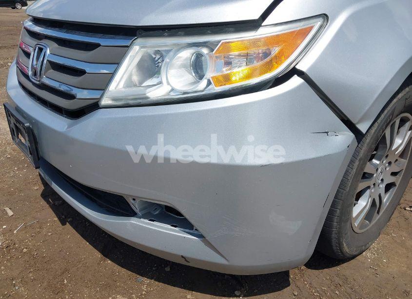 Photo 6 of 2011 Honda Odyssey EX-L (VIN 5FNRL5H61BB103484)