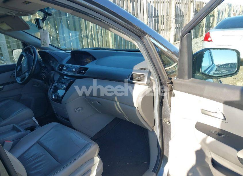 Photo 5 of 2012 Honda Odyssey EX-L (VIN 5FNRL5H61CB029193)