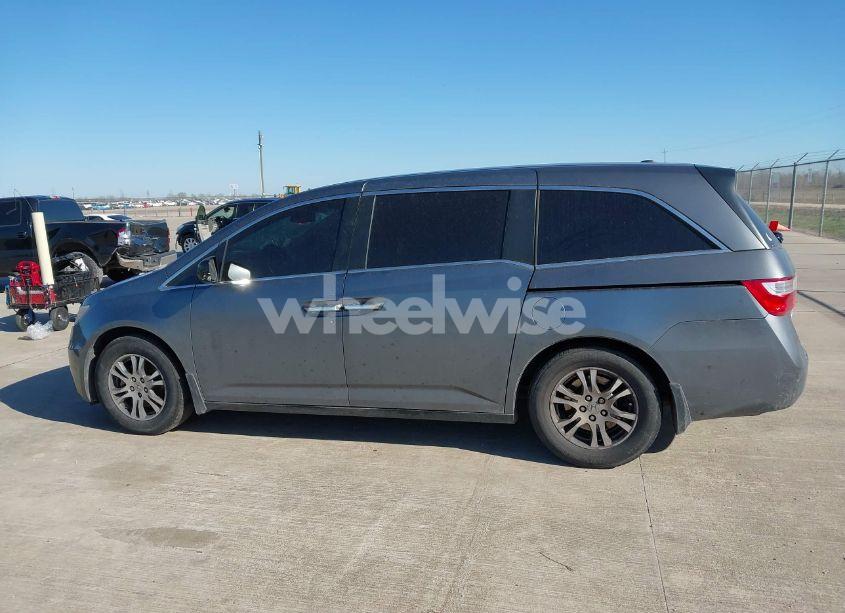 Photo 14 of 2012 Honda Odyssey EX-L (VIN 5FNRL5H61CB046298)
