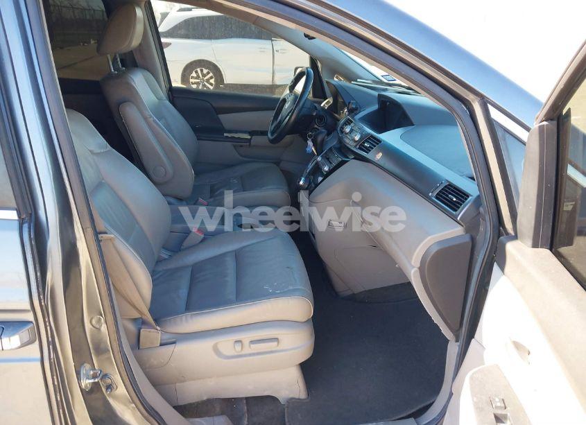 Photo 5 of 2012 Honda Odyssey EX-L (VIN 5FNRL5H61CB046298)