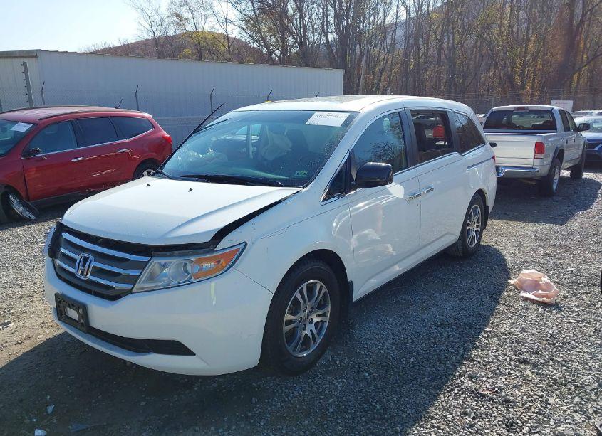 Photo 2 of 2012 Honda Odyssey EX-L (VIN 5FNRL5H61CB047855)