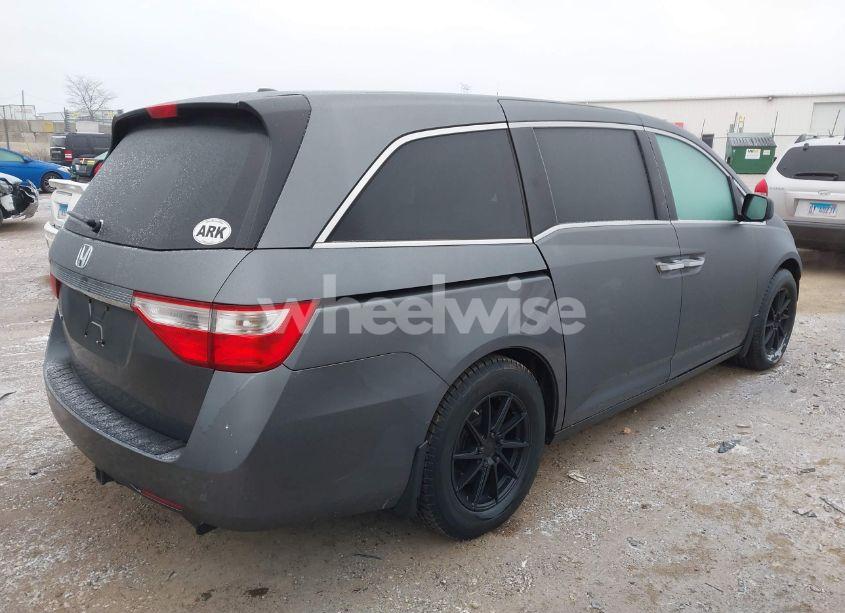 Photo 4 of 2012 Honda Odyssey EX-L (VIN 5FNRL5H61CB061996)