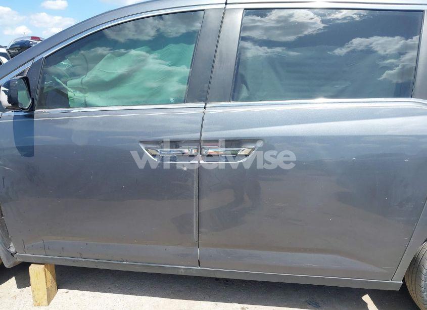 Photo 14 of 2013 Honda Odyssey EX-L (VIN 5FNRL5H61DB001296)