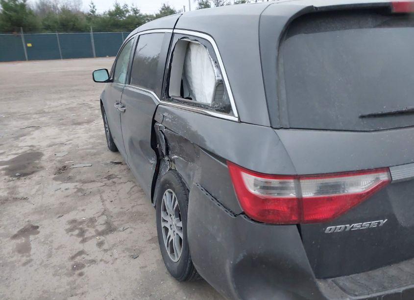 Photo 6 of 2013 Honda Odyssey EX-L (VIN 5FNRL5H61DB007101)