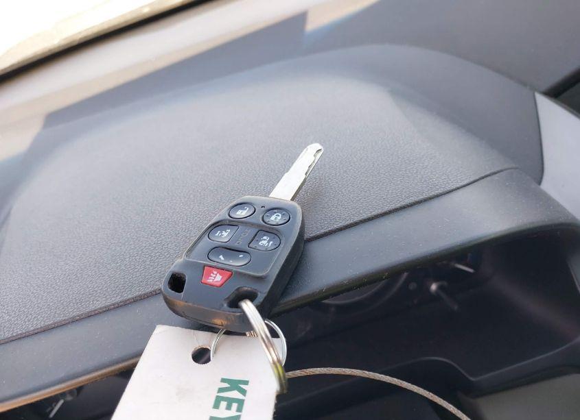 Photo 11 of 2013 Honda Odyssey EX-L (VIN 5FNRL5H61DB010872)