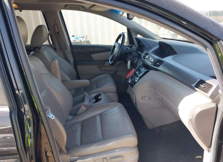 Photo 5 of 2013 Honda Odyssey EX-L (VIN 5FNRL5H61DB010872)