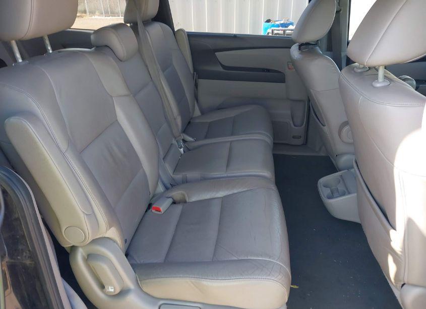 Photo 8 of 2013 Honda Odyssey EX-L (VIN 5FNRL5H61DB010872)