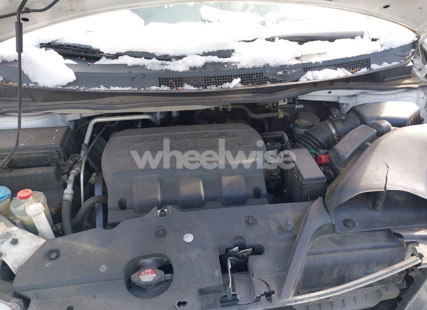 Photo 10 of 2013 Honda Odyssey EX-L (VIN 5FNRL5H61DB037442)