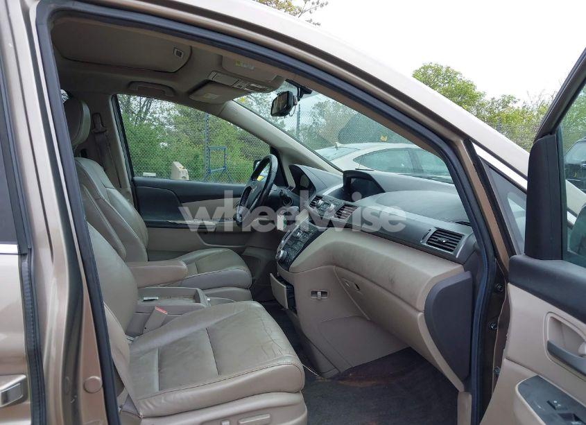Photo 5 of 2013 Honda Odyssey EX-L (VIN 5FNRL5H61DB043452)