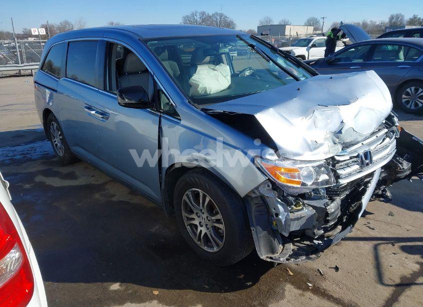 2013 Honda Odyssey EX-L (VIN 5FNRL5H61DB057965) main photo