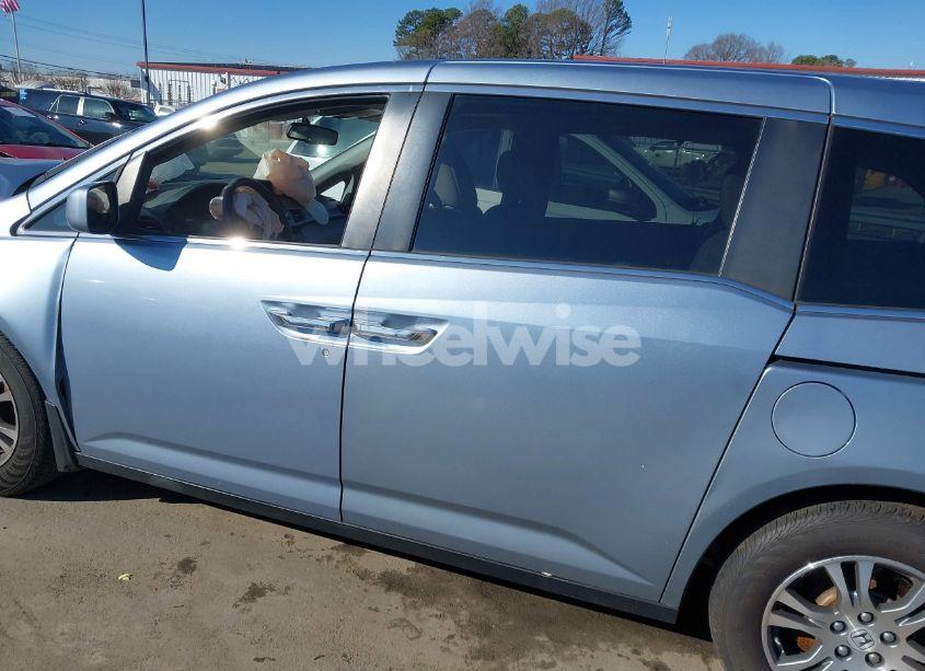 Photo 14 of 2013 Honda Odyssey EX-L (VIN 5FNRL5H61DB057965)