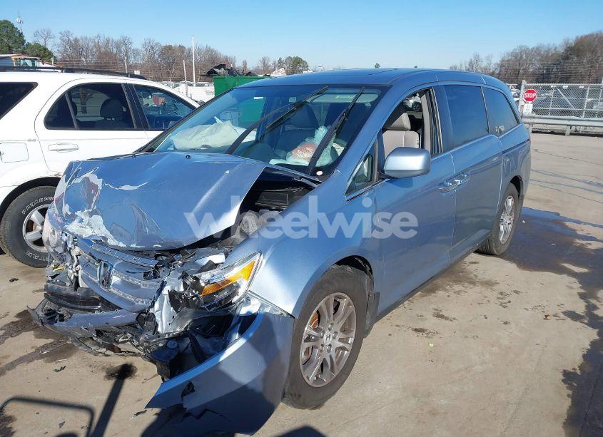Photo 2 of 2013 Honda Odyssey EX-L (VIN 5FNRL5H61DB057965)