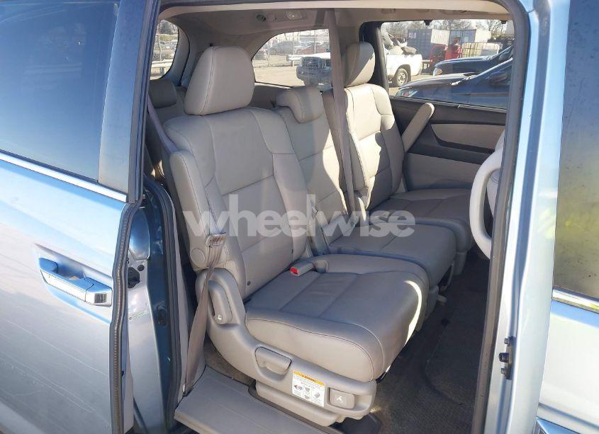 Photo 8 of 2013 Honda Odyssey EX-L (VIN 5FNRL5H61DB057965)