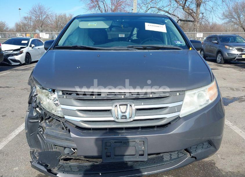 Photo 12 of 2013 Honda Odyssey EX-L (VIN 5FNRL5H61DB070098)