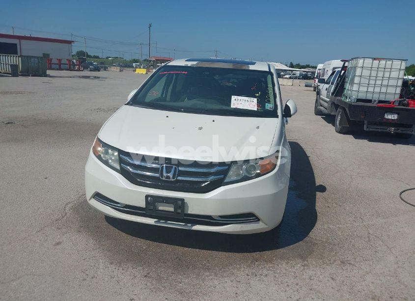 Photo 12 of 2014 Honda Odyssey EX-L (VIN 5FNRL5H61EB001509)