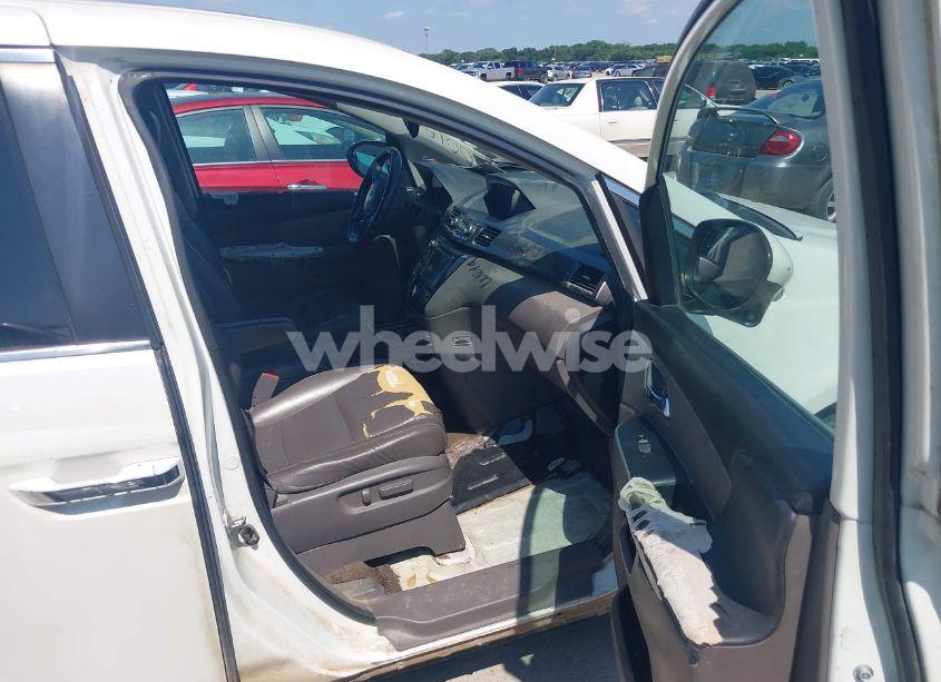 Photo 5 of 2014 Honda Odyssey EX-L (VIN 5FNRL5H61EB001509)