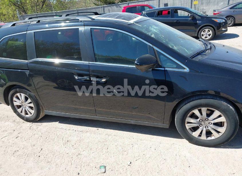 Photo 13 of 2014 Honda Odyssey EX-L (VIN 5FNRL5H61EB024188)